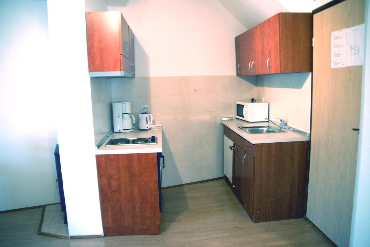 Apartment Castel بالي المظهر الخارجي الصورة